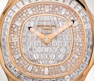 Patek Philippe Aquanaut Ref. 5062/450R-001 Rose Gold - Artistic