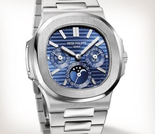 Patek Philippe Nautilus Ref. 5740/1G-001 White Gold - Artistic