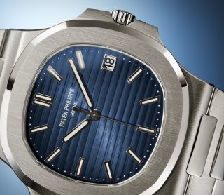 Patek Philippe Nautilus Ref. 5811/1G-001 White Gold - Artistic