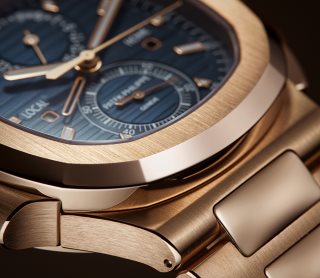 Patek Philippe Nautilus Ref. 5990/1R-001 Rose Gold - Artistic