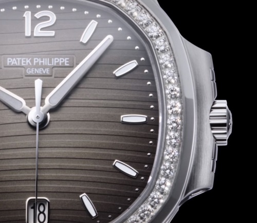 Patek Philippe Nautilus Ref. 7118/1200A-011 Stainless Steel