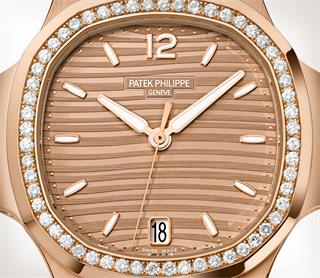 Patek Philippe Nautilus Ref. 7118/1200R-010 Rose Gold - Artistic