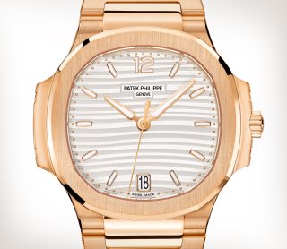 Patek Philippe Nautilus Ref. 7118/1R-001 Rose Gold - Artistic