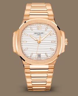 Patek Philippe Nautilus Ref. 7118/1R-001 Rose Gold