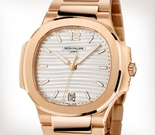 Patek Philippe Nautilus Ref. 7118/1R-001 Rose Gold - Artistic