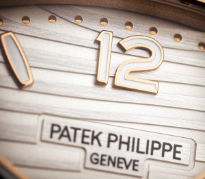 Patek Philippe Nautilus Ref. 7118/1R-001 Rose Gold - Artistic