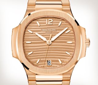 Patek Philippe Nautilus Ref. 7118/1R-010 Rose Gold - Artistic