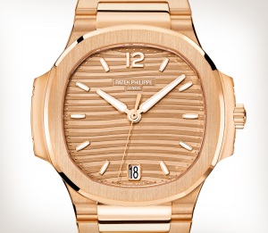 Patek Philippe Nautilus Ref. 7118/1R-010 Rose Gold - Artistic