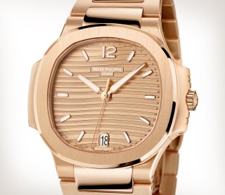 Patek Philippe Nautilus Ref. 7118/1R-010 Rose Gold - Artistic