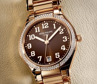 Patek Philippe Twenty~4 Ref. 7300/1200R-001 Rose Gold - Artistic