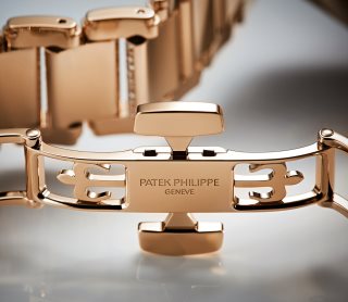 Patek Philippe Twenty~4 Ref. 7300/1450R-001 Rose Gold - Artistic